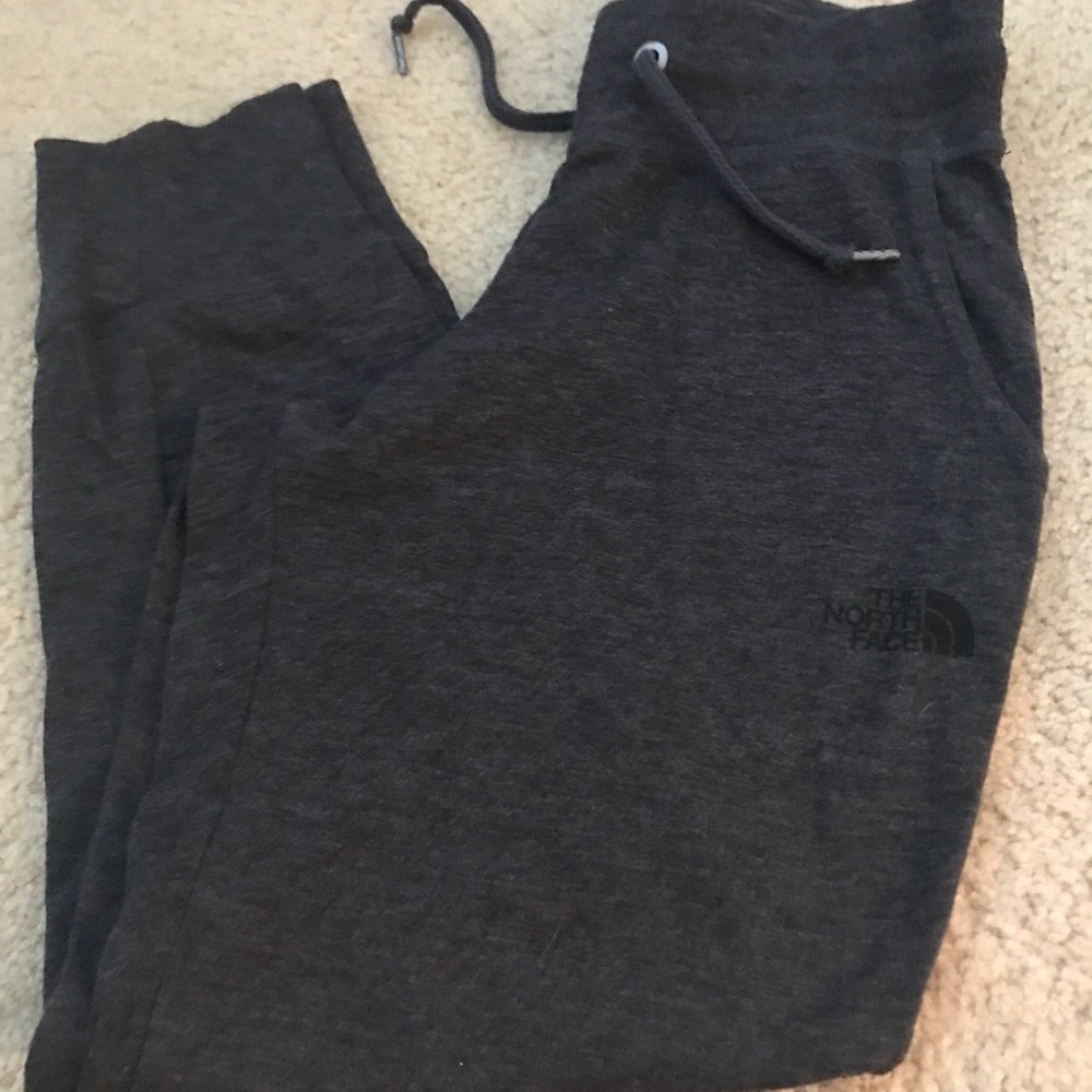 North face cropped sweats